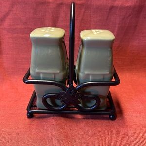 Longaberger salt and pepper shaker
